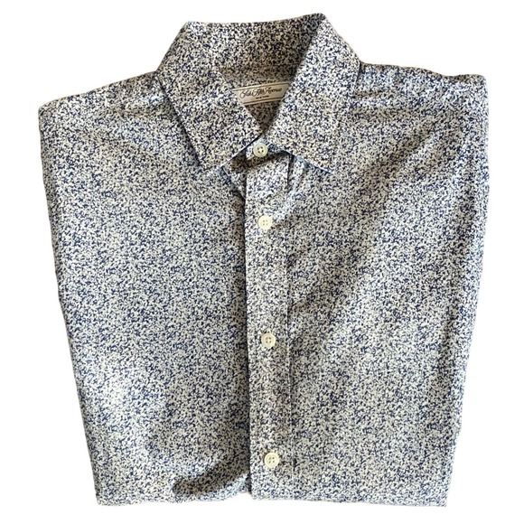 Saks Fifth Avenue Other - Saks Fifth Avenue Men’s Pattered Button Down Shirt